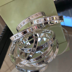 Woman’s Silver Expandable Gypsy bangles - London Fifth Avenue jewellery  