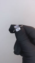 Load and play video in Gallery viewer, Emerald cut AAA Cubic stone plain silver ring

