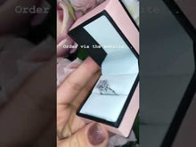 Load and play video in Gallery viewer, Vienna-Rose ring
