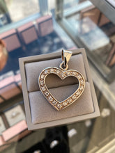 Load image into Gallery viewer, Silver heart pendant
