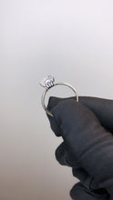 Load image into Gallery viewer, Emerald cut AAA Cubic stone plain silver ring
