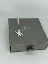 Load image into Gallery viewer, Moving bear pendant - London Fifth Avenue jewellery  
