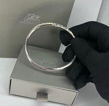 Load image into Gallery viewer, Solid silver Cubic zirconia Kiss Bangle - London Fifth Avenue jewellery  
