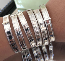 Load image into Gallery viewer, Woman’s Silver Expandable Gypsy bangles - London Fifth Avenue jewellery  
