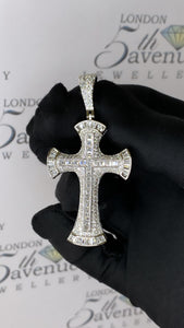 Luxe silver cross pendant