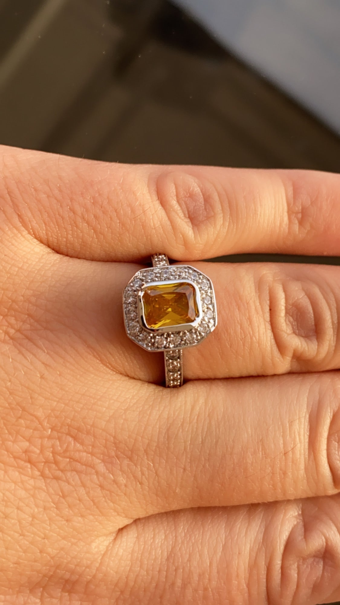 Yellow stone ring